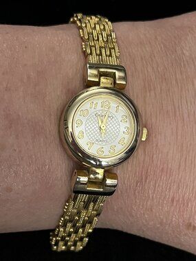 Gramercy Gold Link Bracelet Watch New Battery Japan Movt 90s